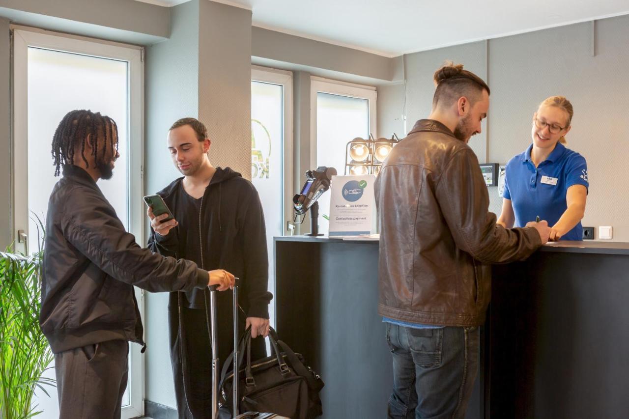 A&O Koeln Hauptbahnhof Hotel Luaran gambar