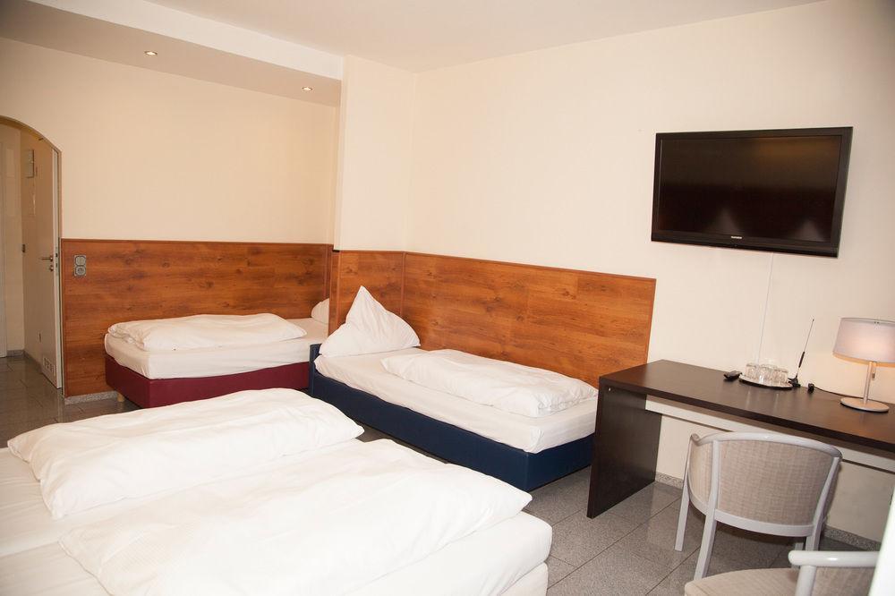 A&O Koeln Hauptbahnhof Hotel Luaran gambar