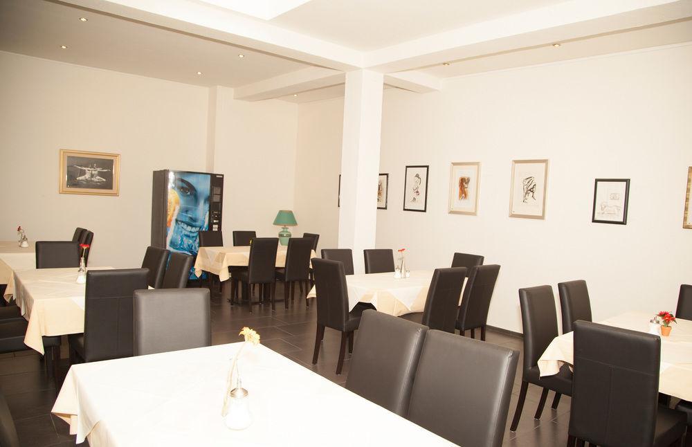 A&O Koeln Hauptbahnhof Hotel Luaran gambar